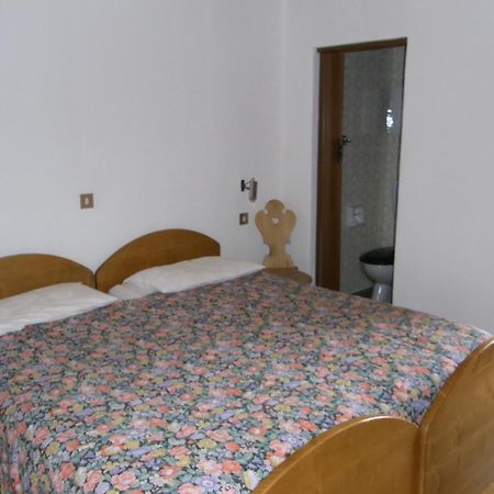 Ferienwohnung Casa Elisa Pozza di Fassa Exterior foto