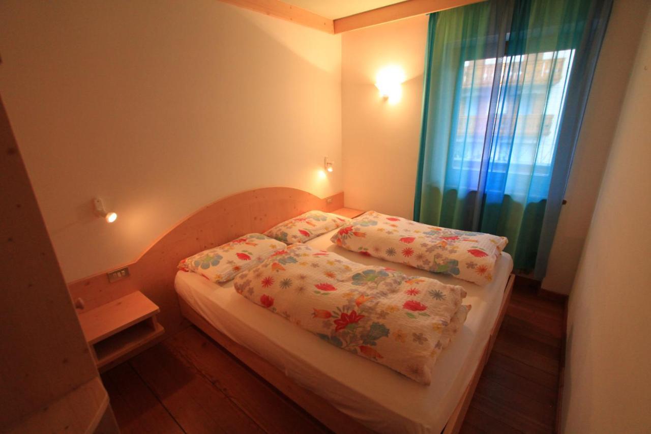 Ferienwohnung Casa Elisa Pozza di Fassa Exterior foto